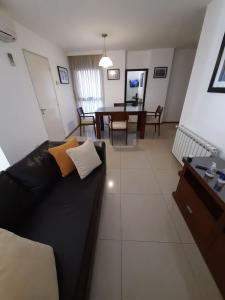 Una cocina o kitchenette en Apartamento 2 Dormitorios - Córdoba - Norten