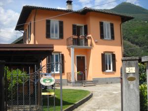 Nespecifikovaný výhled na hory nebo výhled na hory při pohledu z bed and breakfast