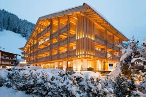 Hotel Garni Dolomieu v zimě