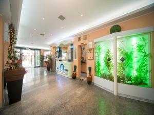 Fuajee või vastuvõtt majutusasutuses Hotel Gemini