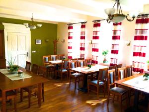 Restaurace v ubytování Hotel Garni Demmel & Cie
