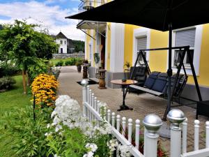 Ogród w obiekcie Villa Komposch - adults only