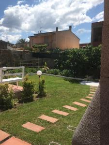 A garden outside La Dimora