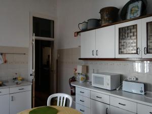 A kitchen or kitchenette at Guest House VC17 Még 10 kép