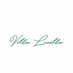 eine handgeschriebene Inschrift Aloha Koala in kursiver Schrift in der Unterkunft Villa Lucilla in Altavilla Silentina