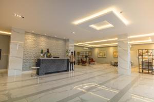 Lobi ili recepcija u objektu Golden Garden Hotel Suites