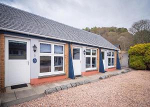 Gallery image of Witchwood House in Oban