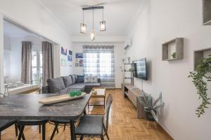 Gallery image of Athens Bright Suite by CloudKeys in Athens