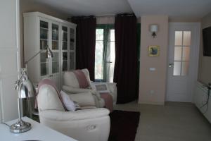 Ein Sitzbereich in der Unterkunft B&B Sallent