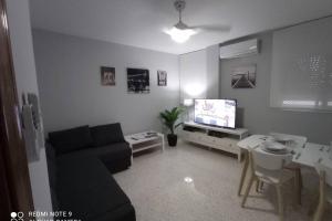 Afbeelding uit fotogalerij van Apartamento cabañiles wifi in Jerez de la Frontera
