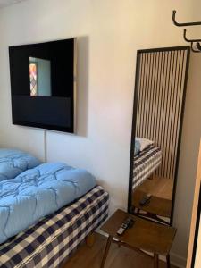 Postel nebo postele na pokoji v ubytování luksus spahus i skagen