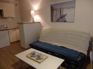 Η κουζίνα ή μικρή κουζίνα στο L'escapade Honfleuroise T2, Piscine, Parking, Wifi