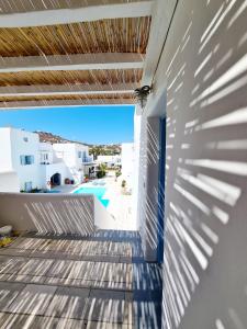 Bazén v ubytování Mare Mare Mykonos nebo v jeho okolí