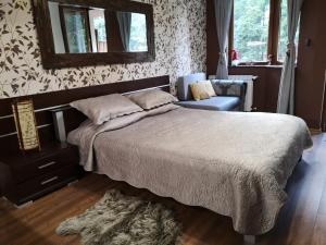 En eller flere senge i et værelse på Studio 1 Iceberg Borovets + 41 billeder