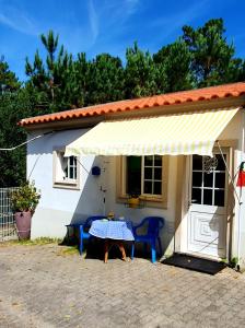 ナザレにあるStudio with shared pool furnished garden and wifi at Nazare 7 km away from the beachのギャラリーの写真