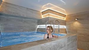 Ospiti di Tskaltubo Hotel Prometheus