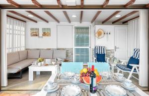 Posedenie v ubytovaní ARGUINEGUIN, BUNGALOWS LOS CANARIOS