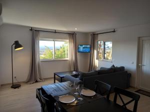 Dining area sa apartment