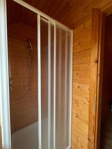 A bathroom at Apartmán na hranici