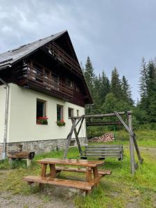 The building in which Az apartmant is located