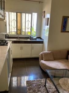 Dapur atau dapur kecil di Chez Camille a Zac Mbao +4 gambar
