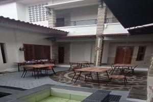 Posezení v ubytování S5 Guest House Yogyakarta