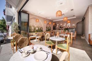 A seating area at The Pearl Suites