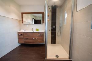 Koupelna v ubytování Ferienhaus Oberhof + 29 fotografií