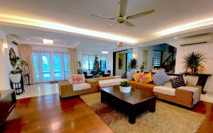 Gallery image of 12Haven Stunning Seaside Luxury Villa PD with Kids Pool in Port Dickson