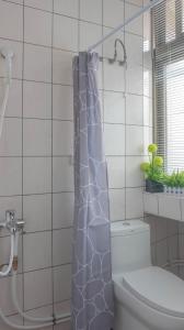Kupatilo u objektu 埔里城民宿 PuliTown BNB