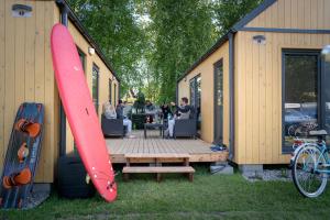 Foto Jastarnias asuva majutusasutuse Pod Cyprysami - surf & family resort galeriist +37 fotot