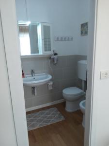 A bathroom at alloggio verona est S. Pietro