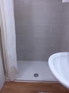 A bathroom at alloggio verona est S. Pietro