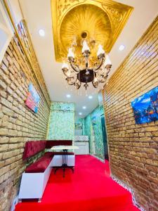 Postel nebo postele na pokoji v ubytování RENOVA hOTEL FATİH