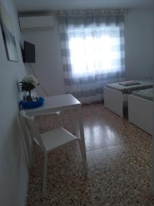 A kitchen or kitchenette at alloggio verona est S. Pietro