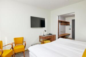 TV a/nebo společenská místnost v ubytování Fosshotel Stykkisholmur