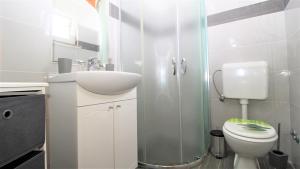 Koupelna v ubytování Apartments Brcic