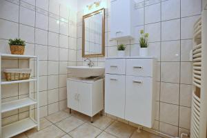 Koupelna v ubytování Sünnslag Wohnung 099 + 27 fotografií