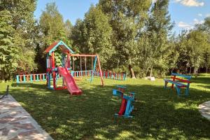 Ο χώρος παιχνιδιού για παιδιά στο Sherwood resort