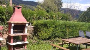Fotografie z fotogalerie ubytování Habitación en casa rural v destinaci Bas