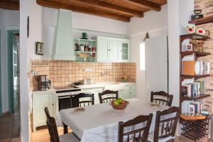 Η κουζίνα ή μικρή κουζίνα στο Residence 8 BEAUFORT