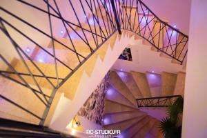 Fotografie z fotogalerie ubytování Loveroom La Garçonn'Hyères v destinaci Hyères