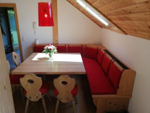 A seating area at Appartement Moni / Golf & Ski - TOP 9