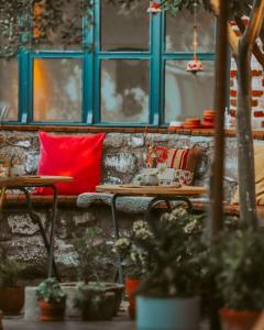Posezení v ubytování Attalos Suites Hotel