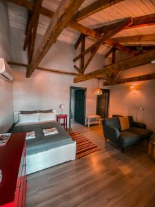 Posezení v ubytování Attalos Suites Hotel
