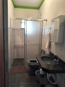 Ένα μπάνιο στο Casa temporada RA capitolio +18 φωτογραφίες