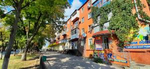 Afbeelding uit fotogalerij van APARTMENT on Sobornyi Avenue 61 in Oleksandriya