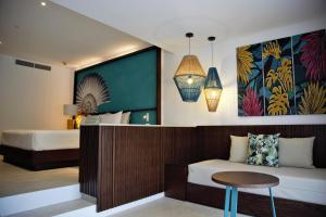 TV a/nebo společenská místnost v ubytování Caribe Deluxe Princess - All Inclusive