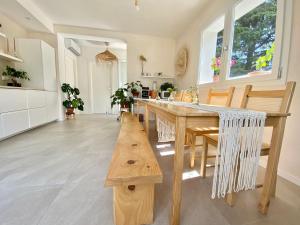 Köök või kööginurk majutusasutuses Pathos Guest House