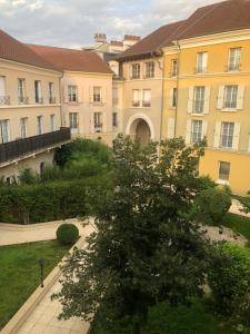 Appartement place toscane, Serris – Updated 2023 Prices